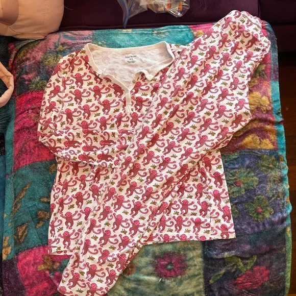 Roller Rabbit Pink Monkey Print Long Sleeve Pajama Set - Picture 4 of 6